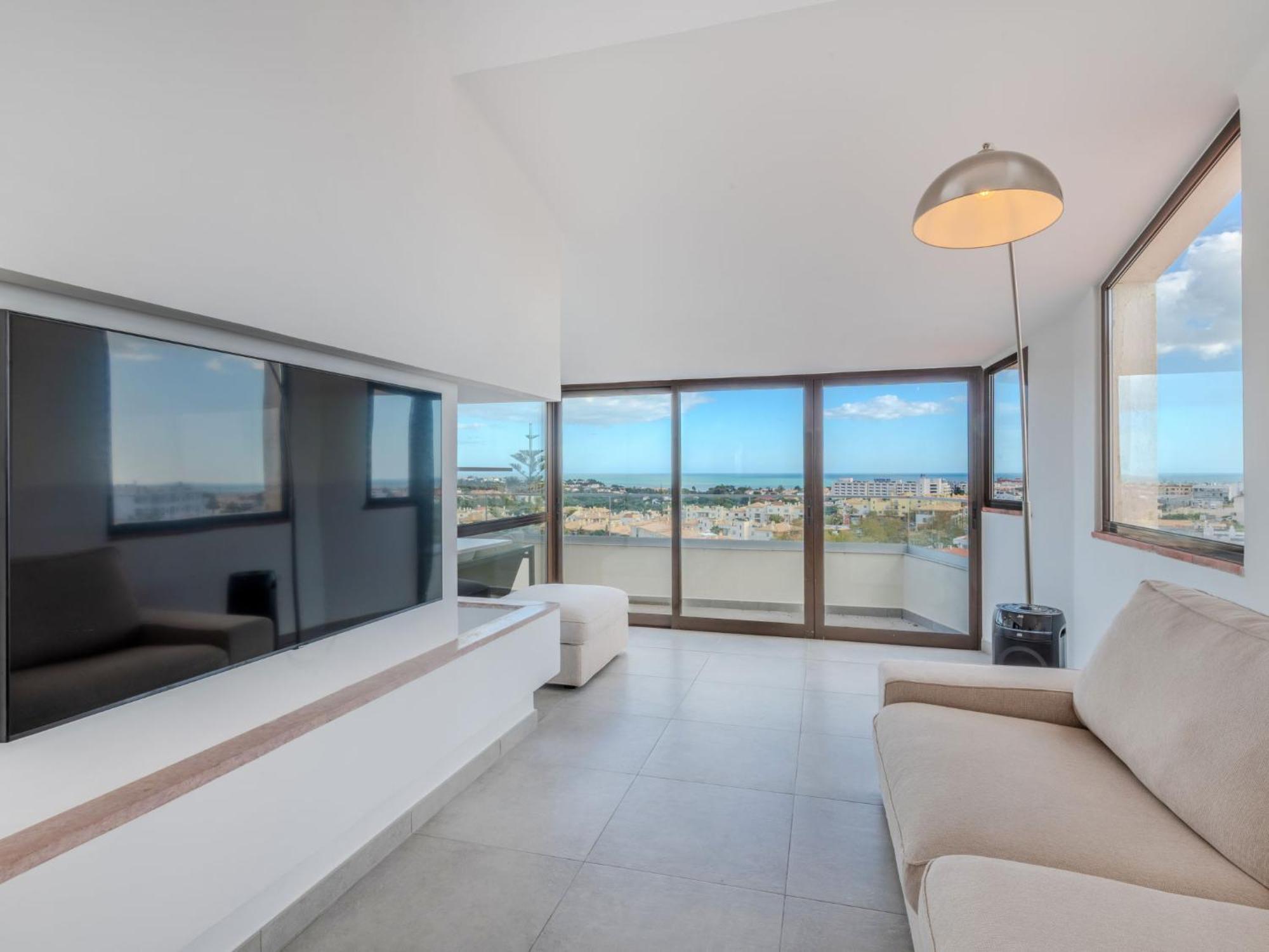 Magna By Interhome * Albufeira