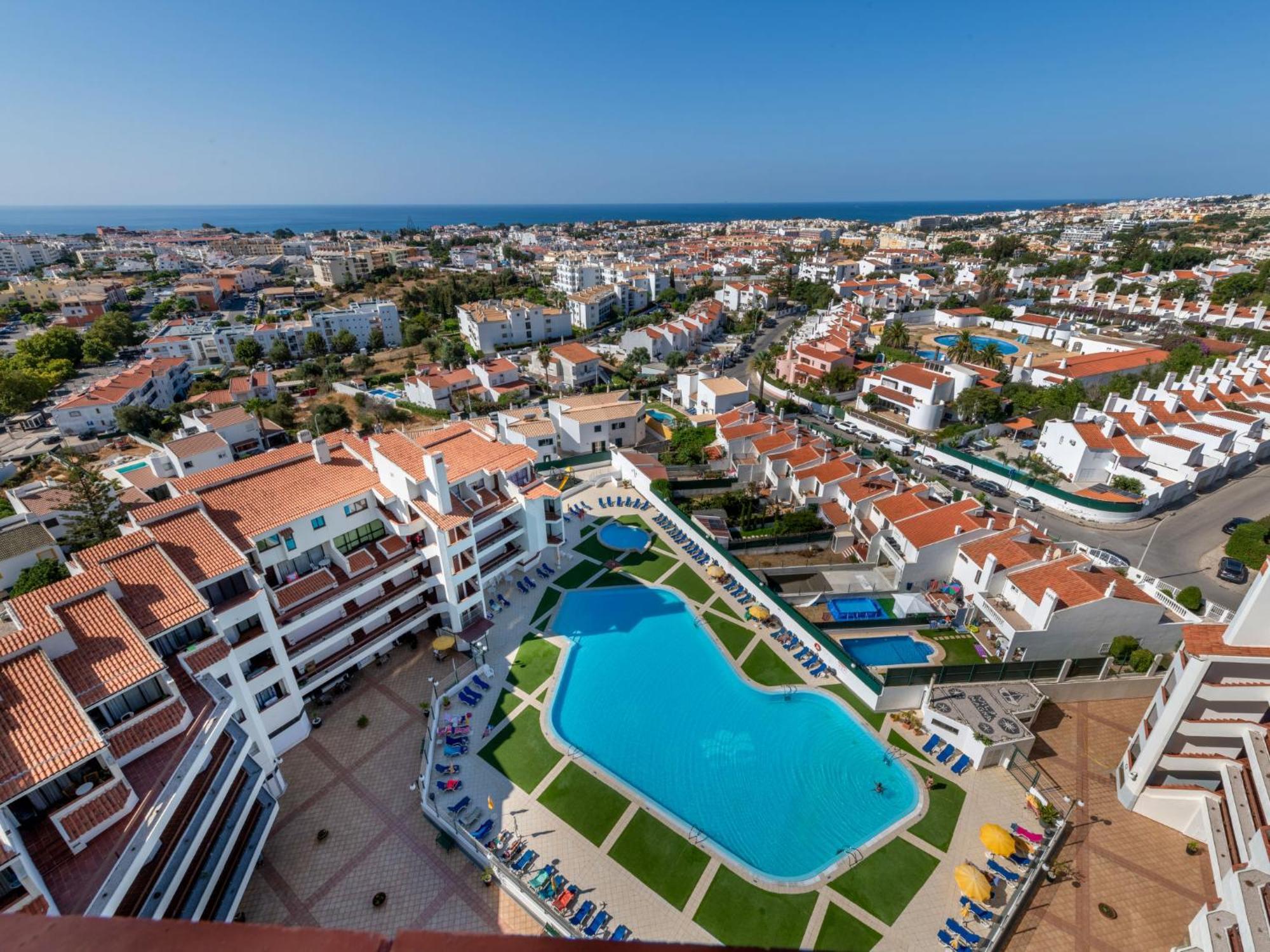 Magna By Interhome * Albufeira
